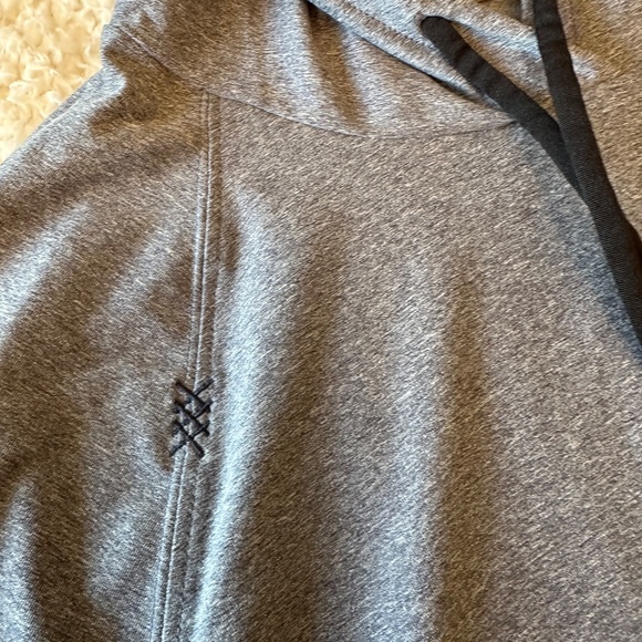 Rhône Hoodie - Picture 4 of 4